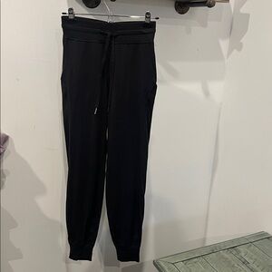 13. Lululemon Ready To Rulu Sz 4 *flaw